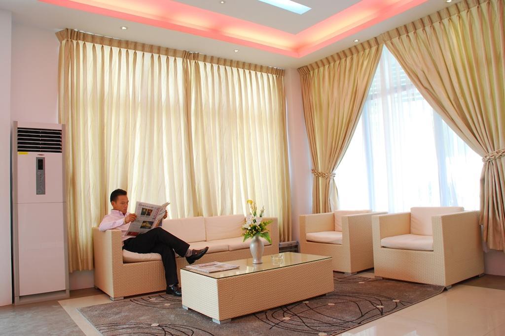 Hotel 72 Yangon Esterno foto