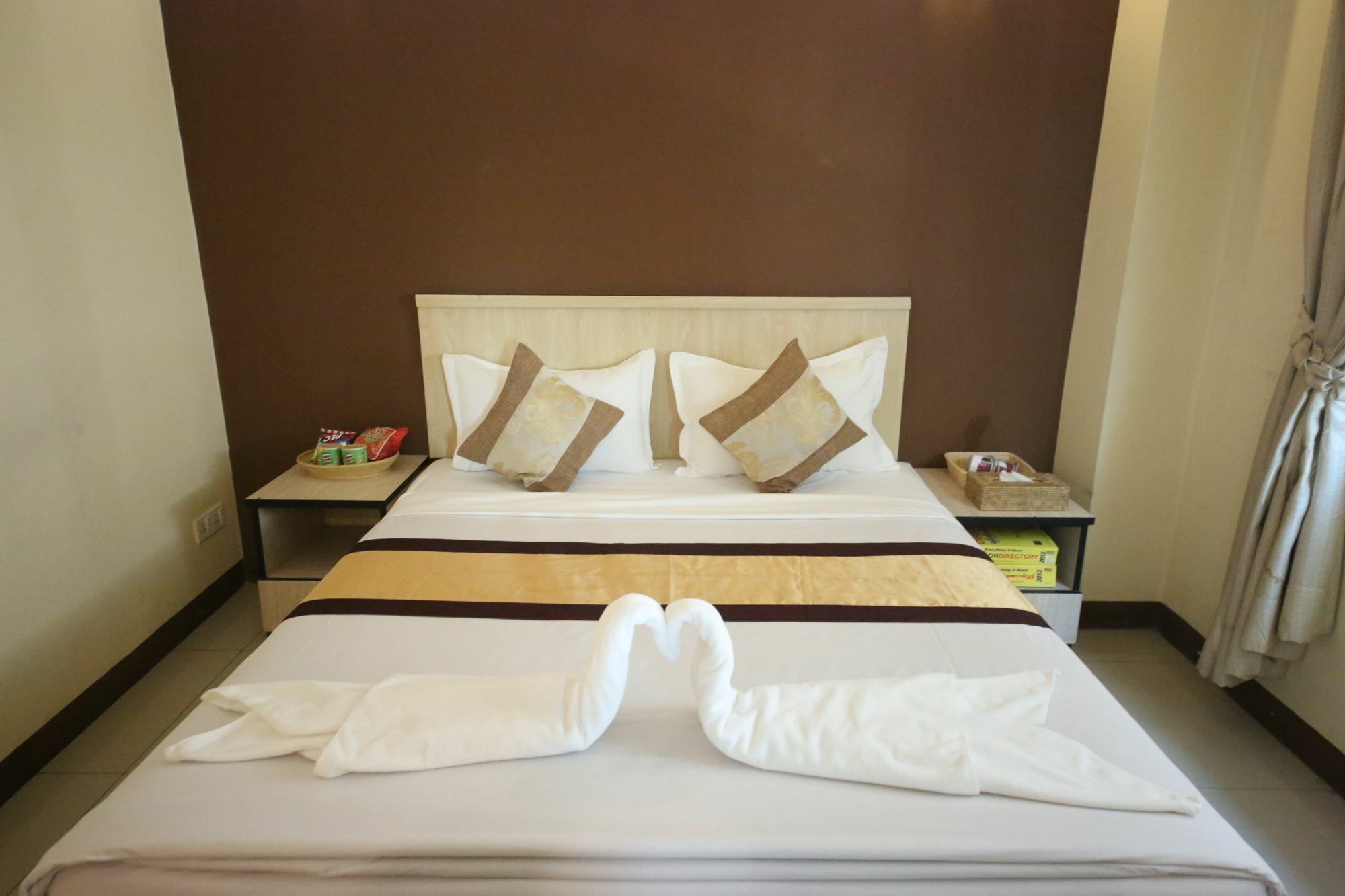Hotel 72 Yangon Esterno foto
