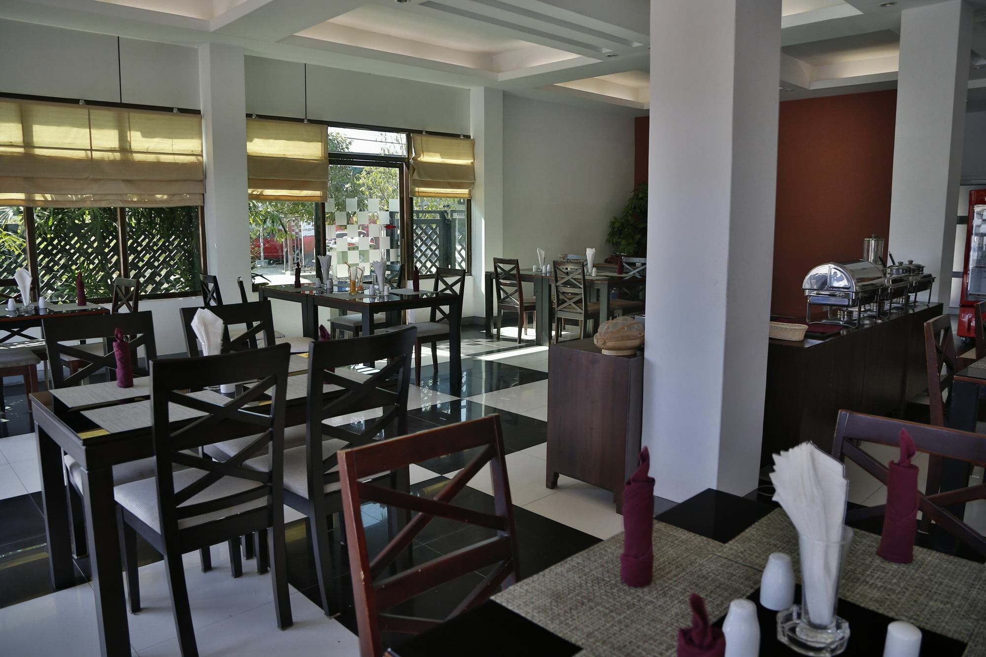 Hotel 72 Yangon Esterno foto