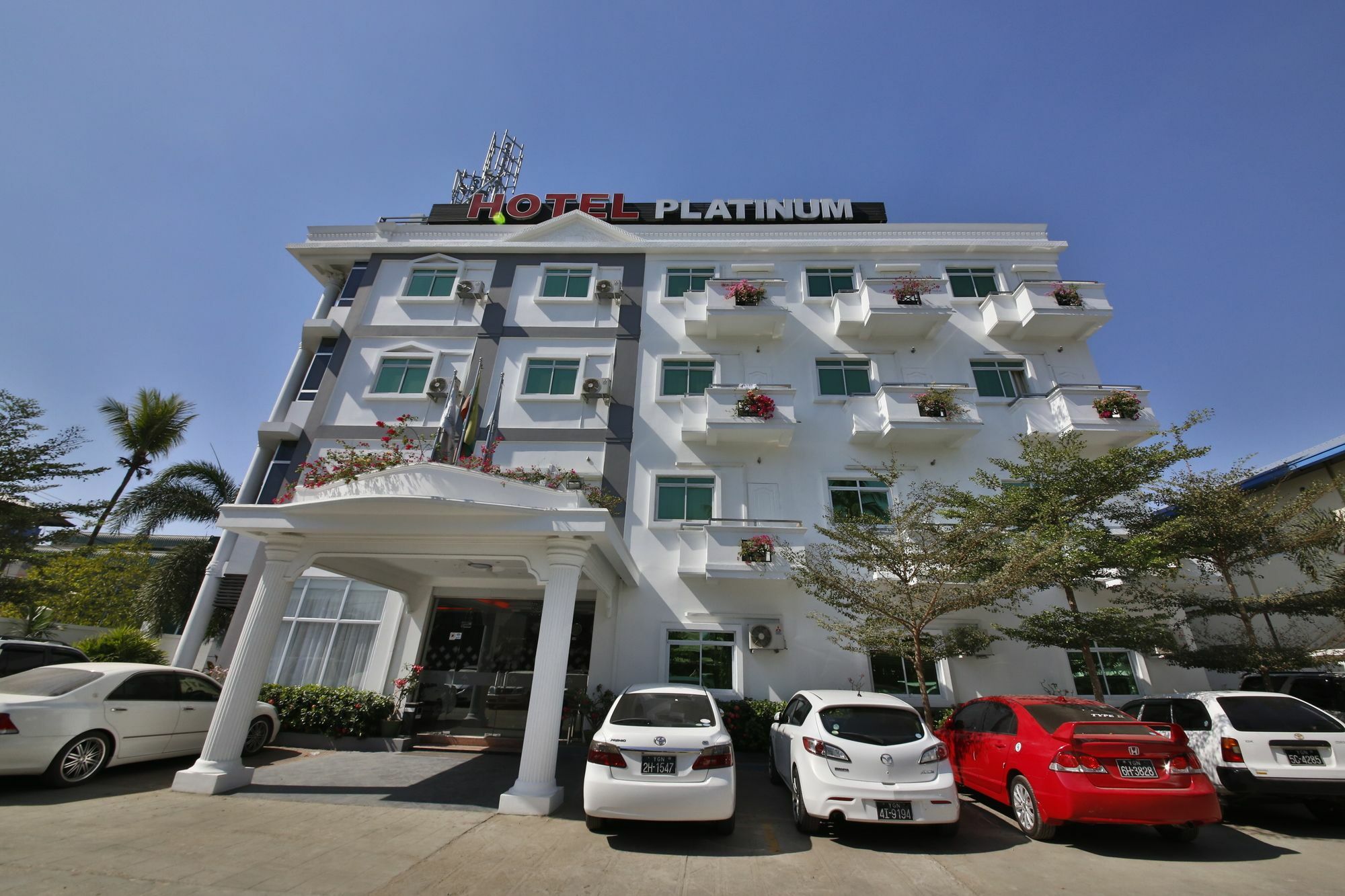 Hotel 72 Yangon Esterno foto