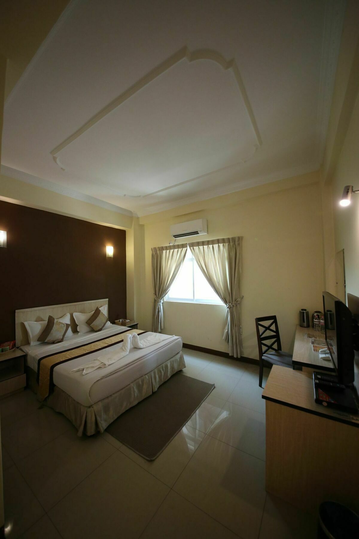 Hotel 72 Yangon Esterno foto