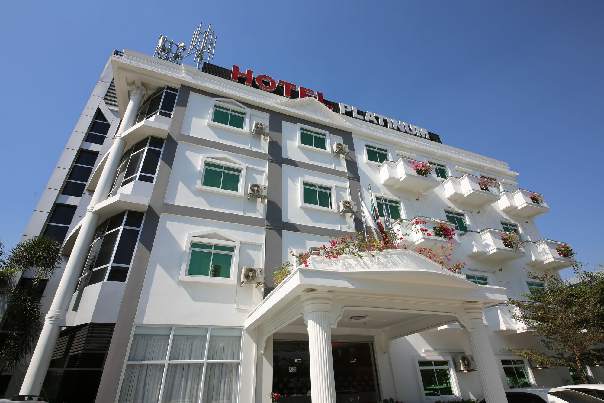 Hotel 72 Yangon Esterno foto