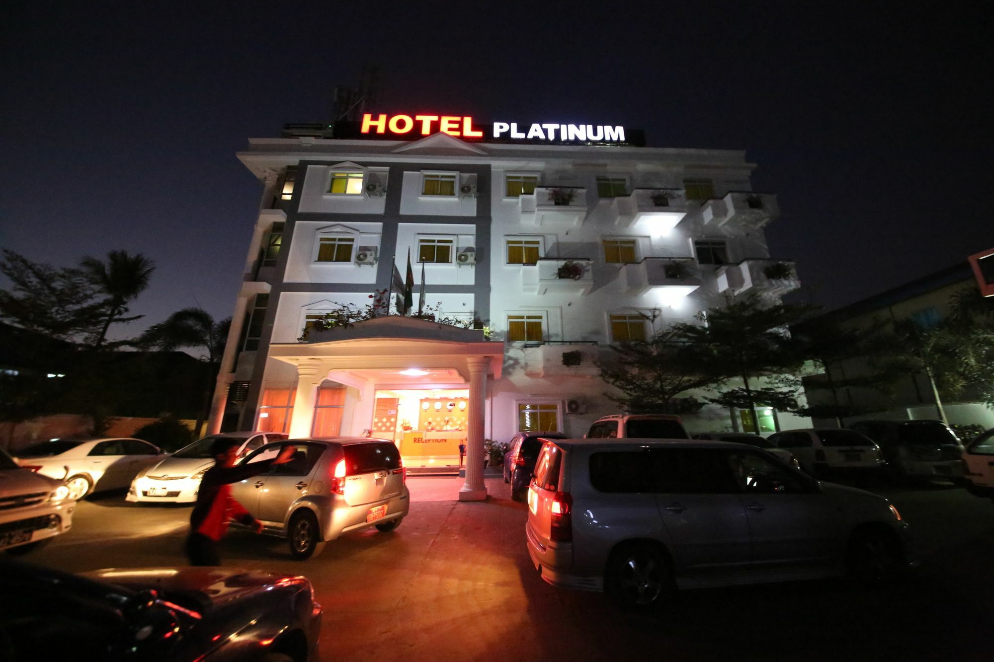 Hotel 72 Yangon Esterno foto