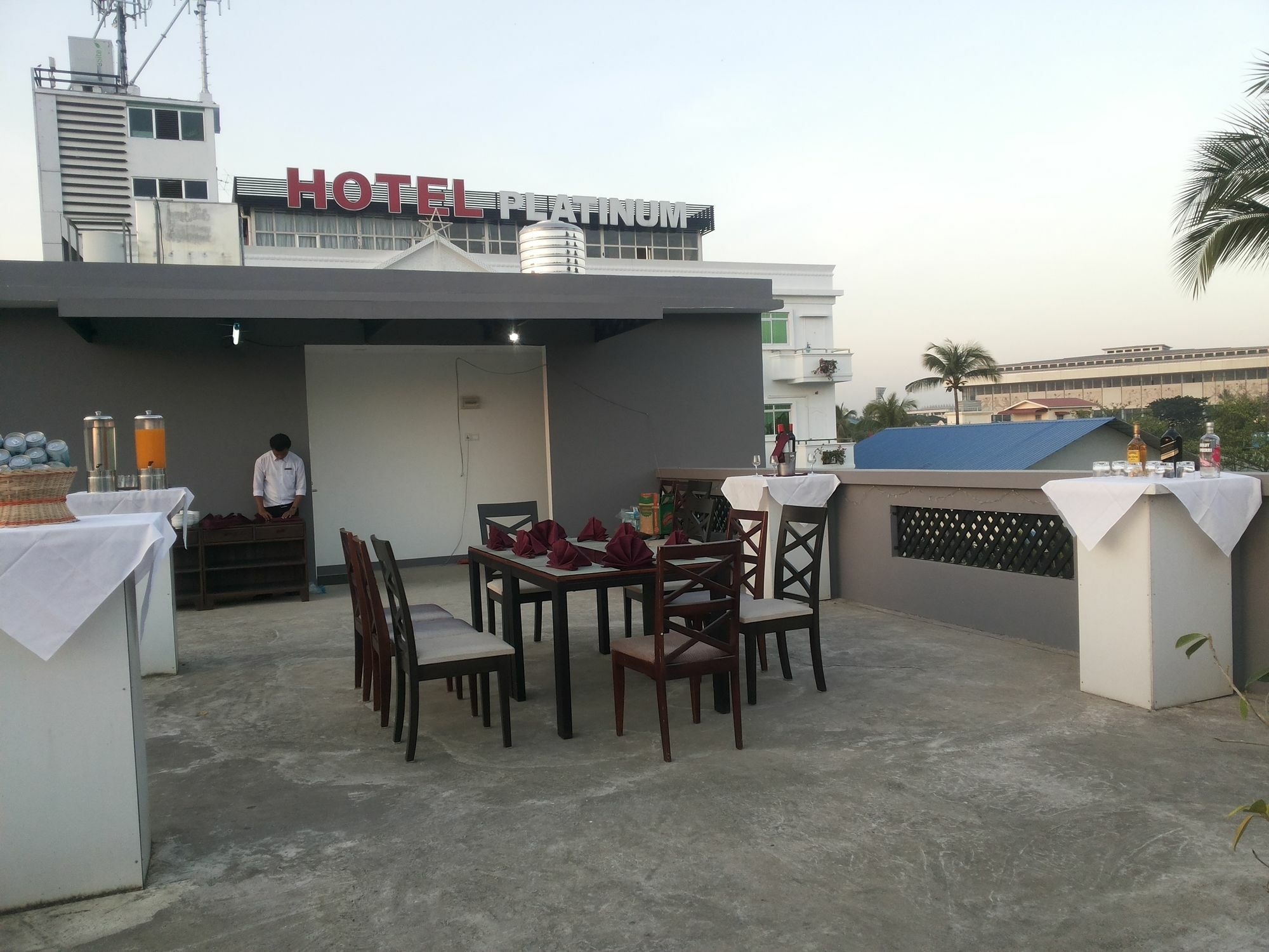 Hotel 72 Yangon Esterno foto