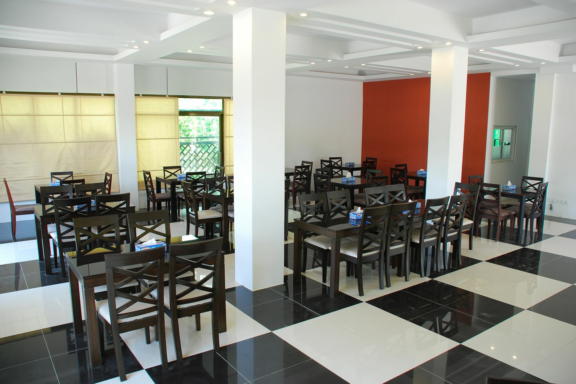 Hotel 72 Yangon Esterno foto
